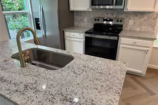 1604 W 40th St, Austin, TX 78756 - Photo 3