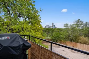 1514 Parker Ln, Austin, TX 78741 - Photo 11