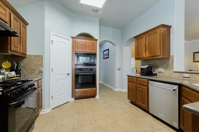 445 Manchester Lane, Austin, TX 78737 - Photo 11
