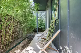 706 Valdez St, Austin, TX 78741 - Photo 31