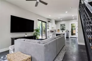 706 Valdez St, Austin, TX 78741 - Photo 5
