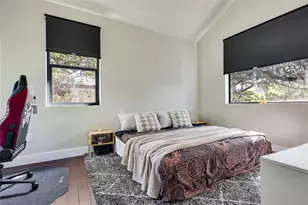 706 Valdez St, Austin, TX 78741 - Photo 23