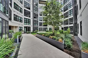800 Embassy Dr, Austin, TX 78702 - Photo 21