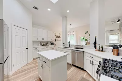 200 Glacier Drive, Cedar Park, TX 78613 - Photo 15