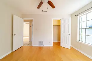 1738 Rutland Dr, Austin, TX 78758 - Photo 9