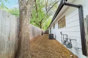 1738 Rutland Dr, Austin, TX 78758 - Photo 19