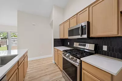 162 Prairie Springs Loop, Georgetown, TX 78626 - Photo 13