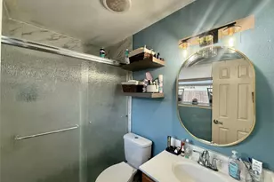 305 Maple Ln, Elgin, TX 78621 - Photo 11