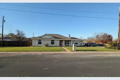 305 Maple Lane, Elgin, TX 78621 - Photo 1