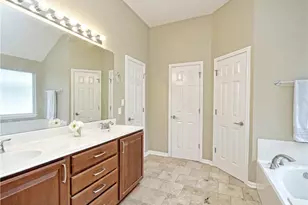 13509 Campesina Dr, Austin, TX 78727 - Photo 17