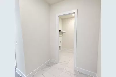 204 Medallion Street, Liberty Hill, TX 78642 - Photo 23