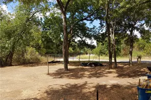 5405 Hudson St, Austin, TX 78721 - Photo 3