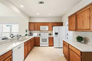 104 Keystone Cove, Georgetown, TX 78633 - Photo 13