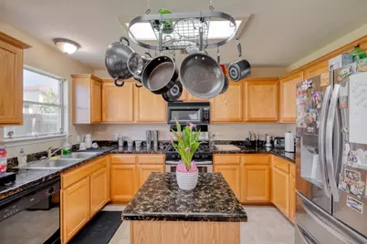 1716 Barilla Mountain Trail, Round Rock, TX 78664 - Photo 11