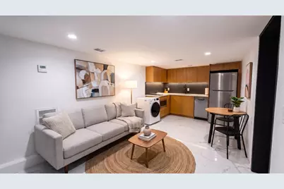 2416 E 10th Street #B, Austin, TX 78702 - Photo 3