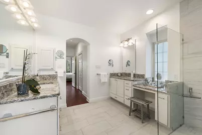 932 Vanguard Street, Lakeway, TX 78734 - Photo 25