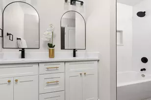 8121 Greenslope Dr, Austin, TX 78759 - Photo 21