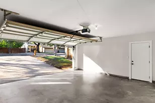 8121 Greenslope Dr, Austin, TX 78759 - Photo 29