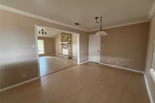 5850 Dacy Ln, Buda, TX 78610 - Photo 5