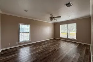 5850 Dacy Ln, Buda, TX 78610 - Photo 11