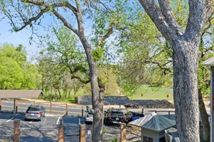 1101 Hollow Creek Dr, Austin, TX 78704 - Photo 23