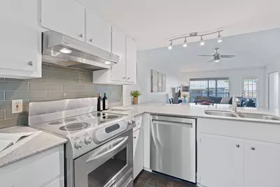 1101 Hollow Creek Drive #2203, Austin, TX 78704 - Photo 19