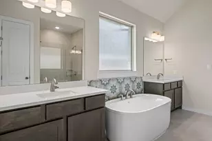 228 Pacific Grove Cir, Liberty Hill, TX 78642 - Photo 23