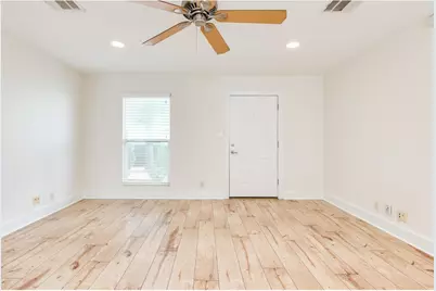 1101 Grove Boulevard #102, Austin, TX 78741 - Photo 13