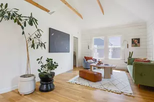 810 Keasbey St, Austin, TX 78751 - Photo 9