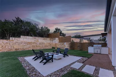 197 Evelyn Court, Dripping Springs, TX 78620 - Photo 25