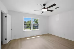 6904 Langston Dr, Austin, TX 78723 - Photo 15