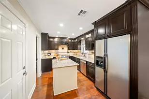 2523 Droxford Dr, Houston, TX 77008 - Photo 13