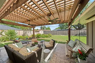 2523 Droxford Dr, Houston, TX 77008 - Photo 31