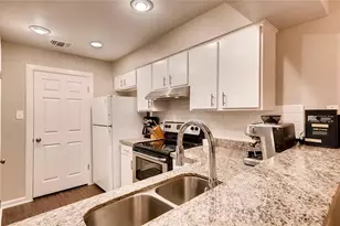 5313 Indio Dr, Austin, TX 78745 - Photo 17