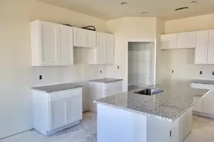 515 War Admiral Dr, Jarrell, TX 76537 - Photo 3