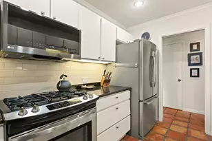 5902 Mountainclimb Dr, Austin, TX 78731 - Photo 13