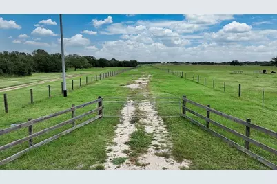2625 Burke Road, Flatonia, TX 78941 - Photo 19