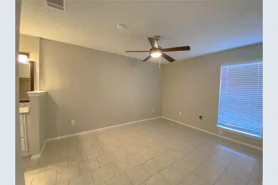 11908 Sunhillow Bend #B, Austin, TX 78758 - Photo 9