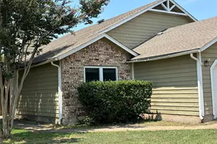 10005 Parliament House Rd, Austin, TX 78729 - Photo 3