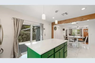 6503 Lynch Lane, Austin, TX 78741 - Photo 7