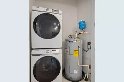 800 Embassy Drive #322, Austin, TX 78702 - Photo 19