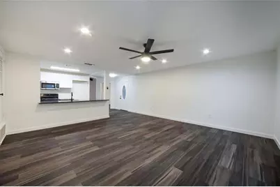 5535 Pine Place, Austin, TX 78744 - Photo 5