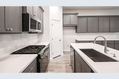 148 Blackborrow Drive, Kyle, TX 78640 - Photo 9