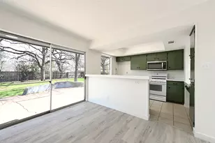 404 Northwood Dr, Georgetown, TX 78628 - Photo 9
