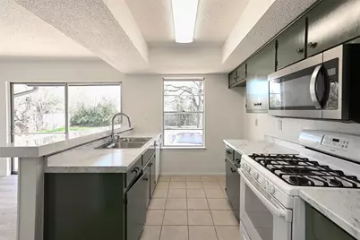 404 Northwood Drive, Georgetown, TX 78628 - Photo 9