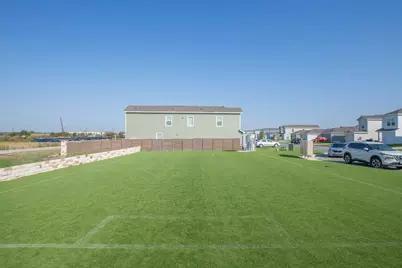 309 Marty Allen Loop, Jarrell, TX 76537 - Photo 17