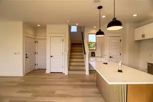 2608 Bristol Dr, Austin, TX 78723 - Photo 11