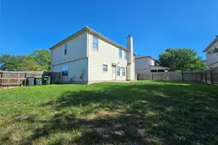 580 Hometown Pkwy, Kyle, TX 78640 - Photo 37