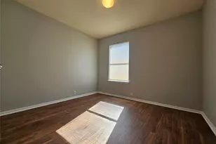 580 Hometown Pkwy, Kyle, TX 78640 - Photo 25
