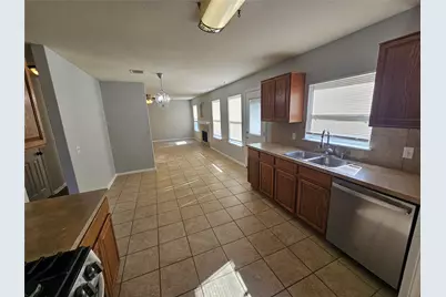 580 Hometown Parkway, Kyle, TX 78640 - Photo 13